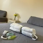 Ensuite Family Room In Stratford