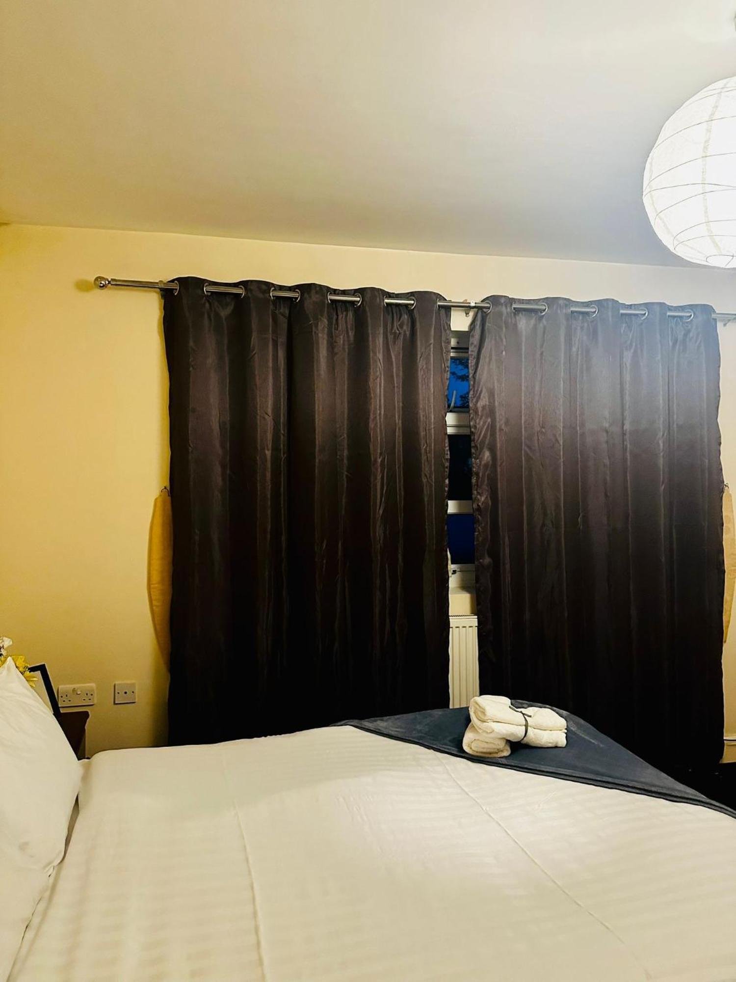 Affittacamere Ensuite Family In Stratford Londra